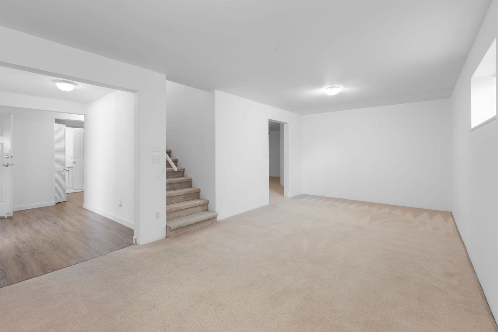 Listing Image 27
