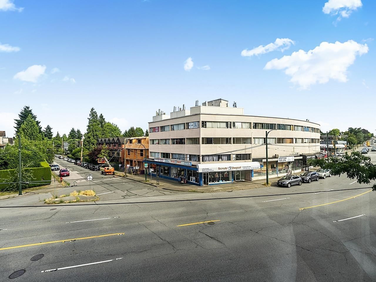 Listing Image 19