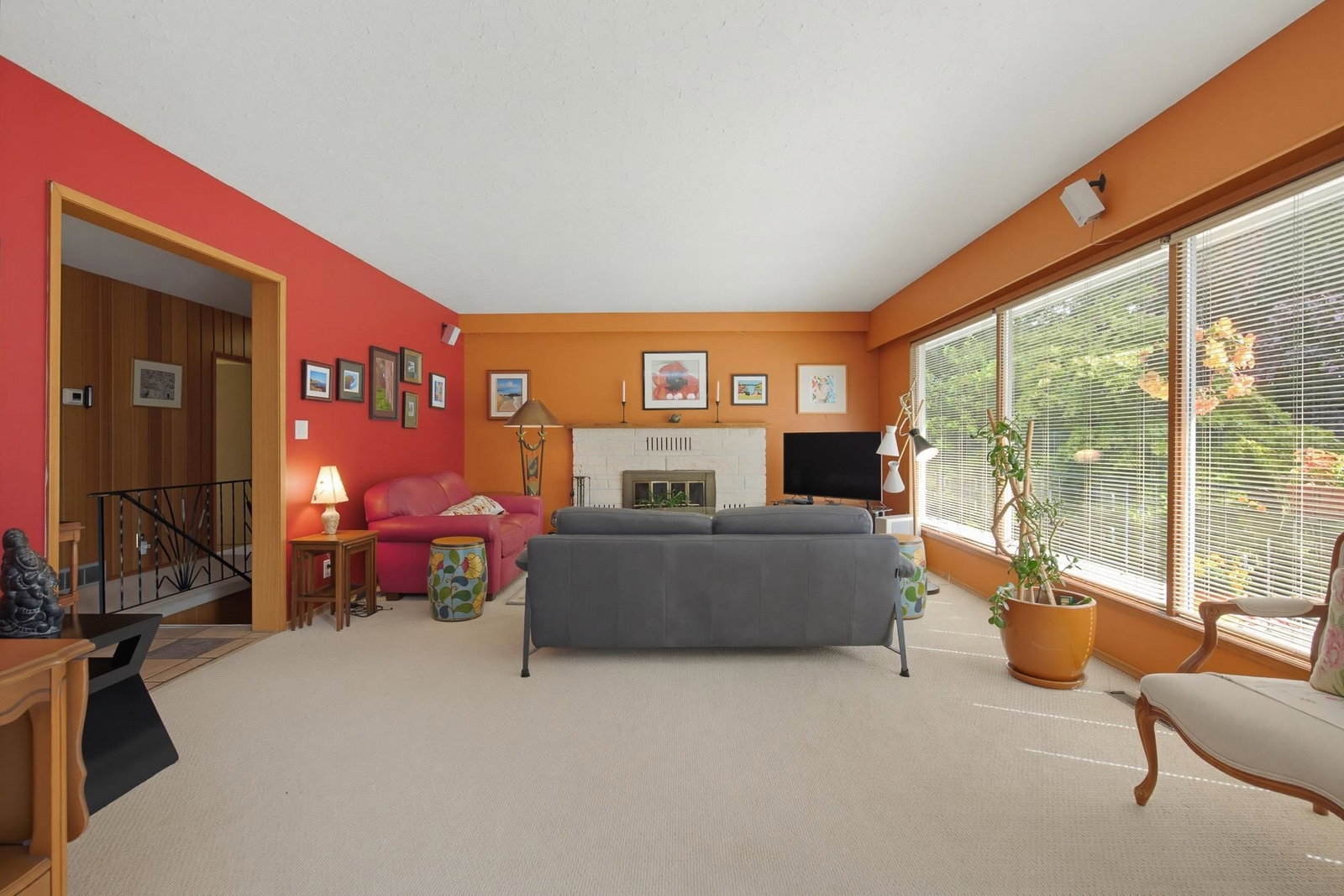 Listing Image 8