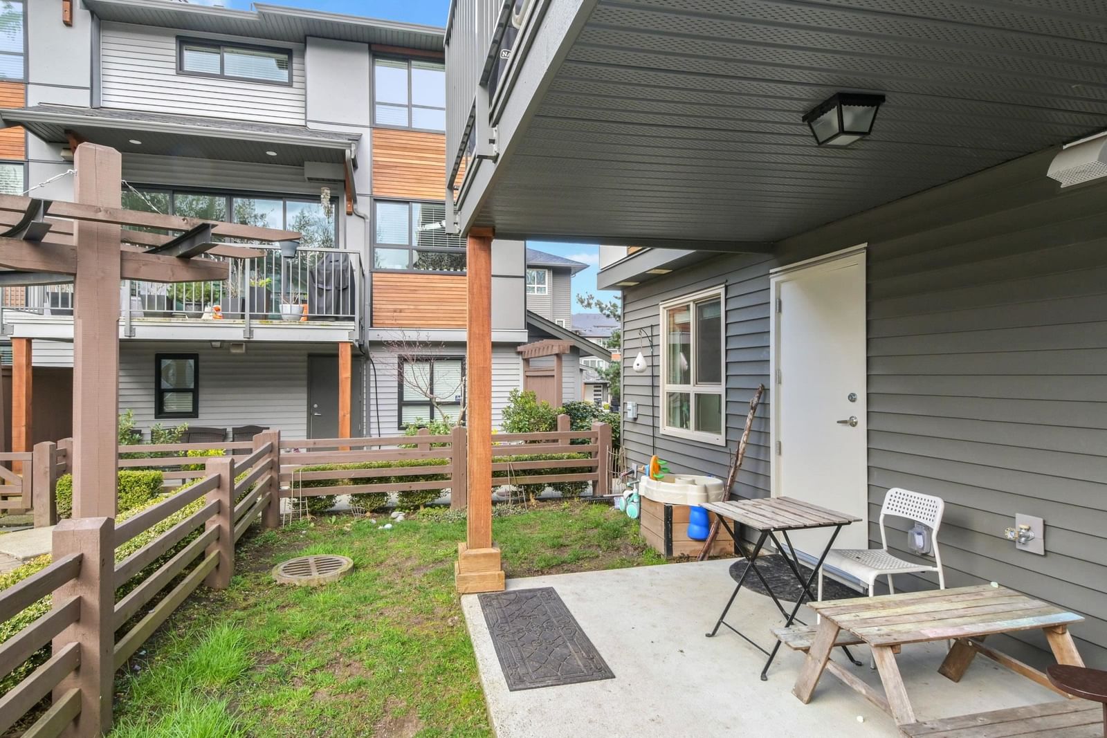 Listing Image 25