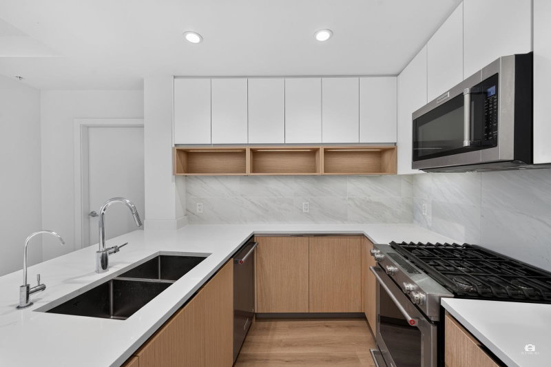 105 - 8940 University Crescent