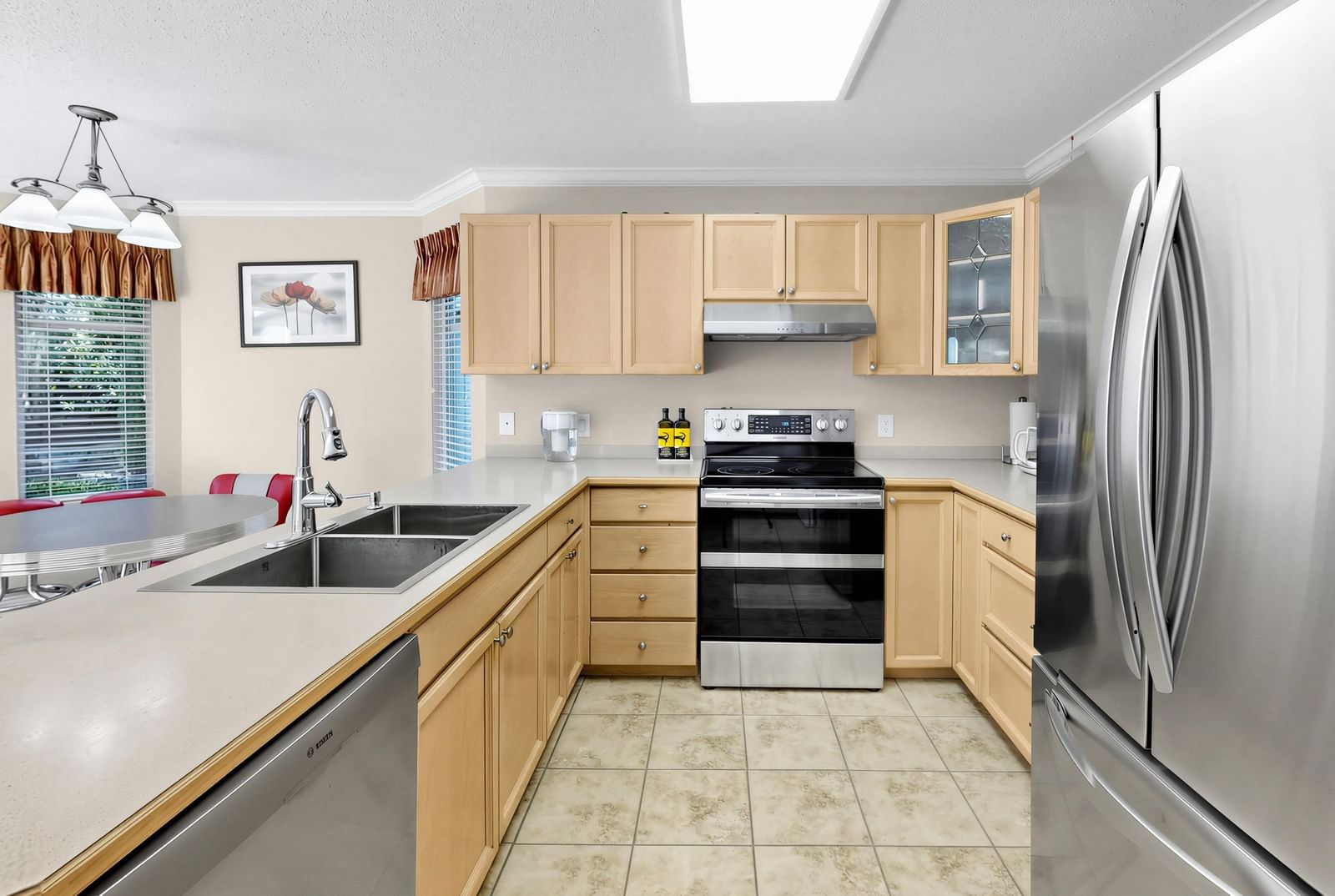 Listing Image 14
