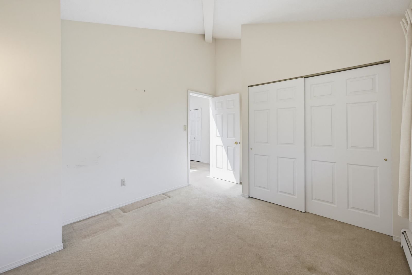 Listing Image 38