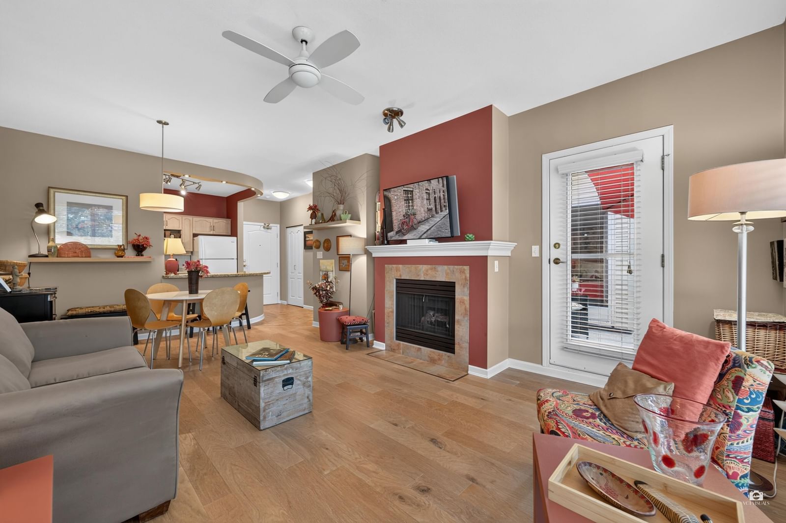 Listing Image 14