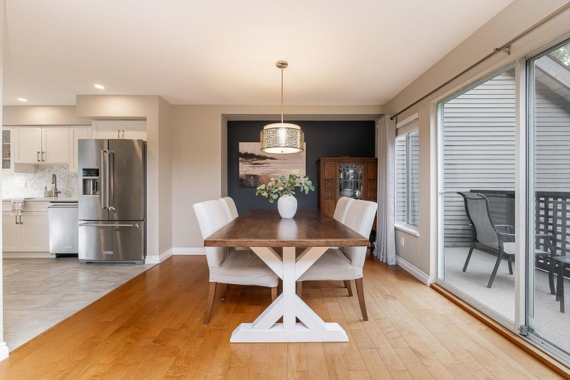 42 - 1271 Lasalle Place