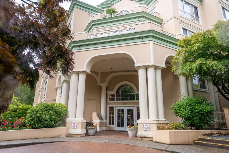 207 - 2985 Princess Crescent
