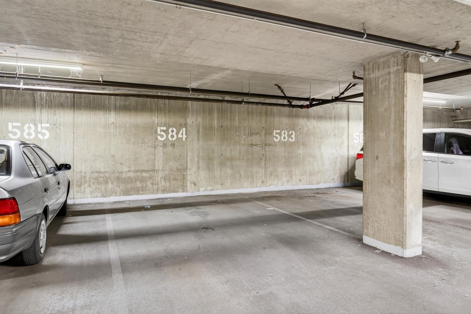 Listing Image 30