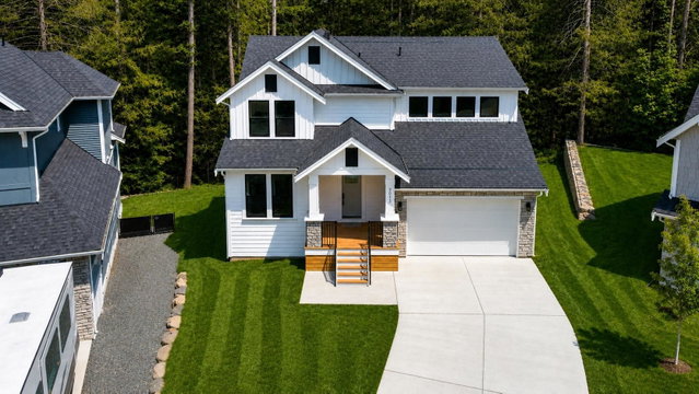 2013 Sparrow Hawk Place