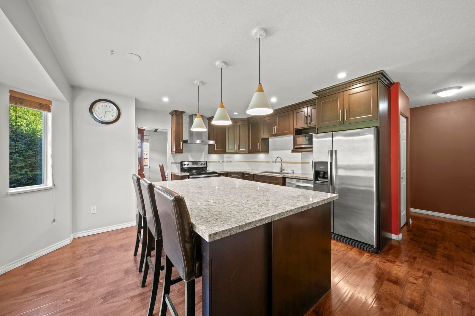 Listing Image 14