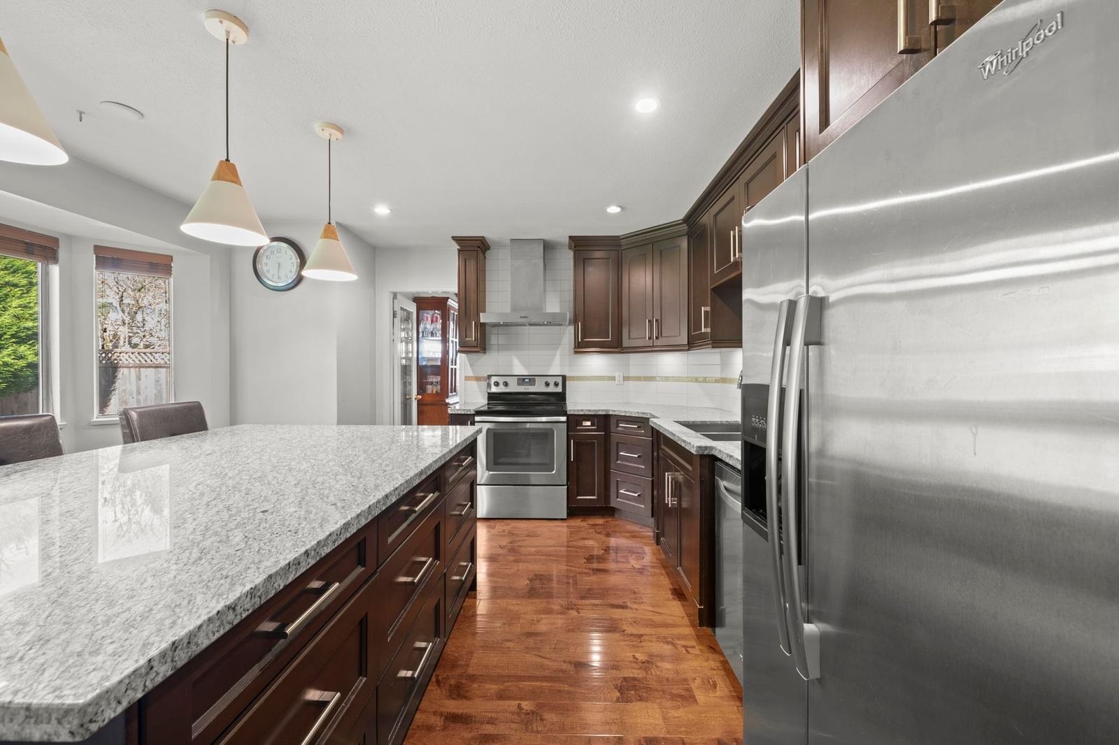 Listing Image 15