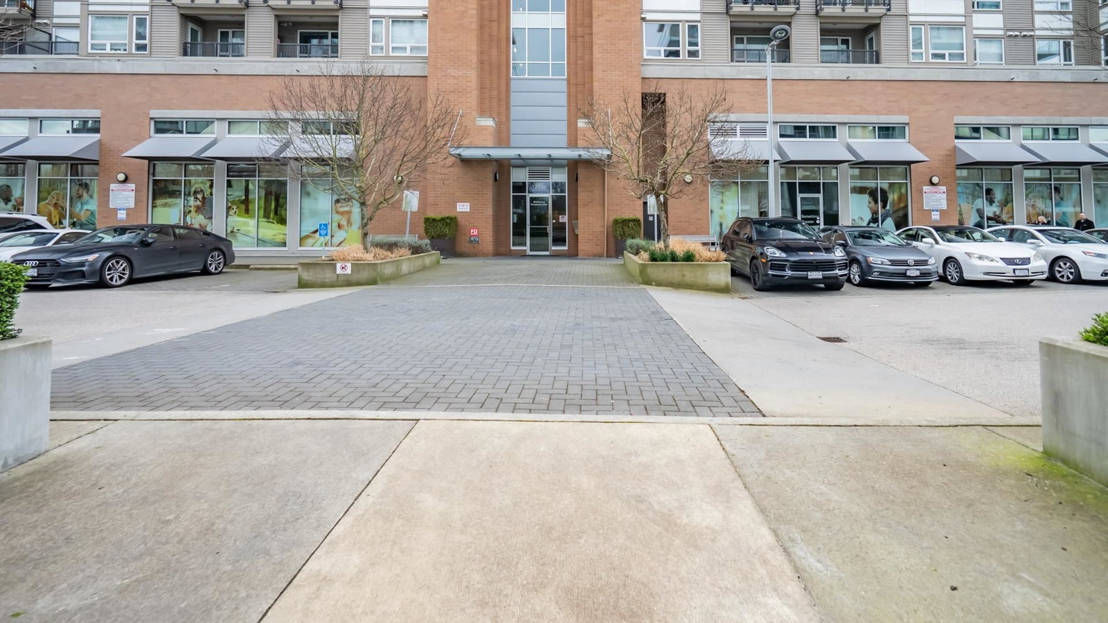 Listing Image 32
