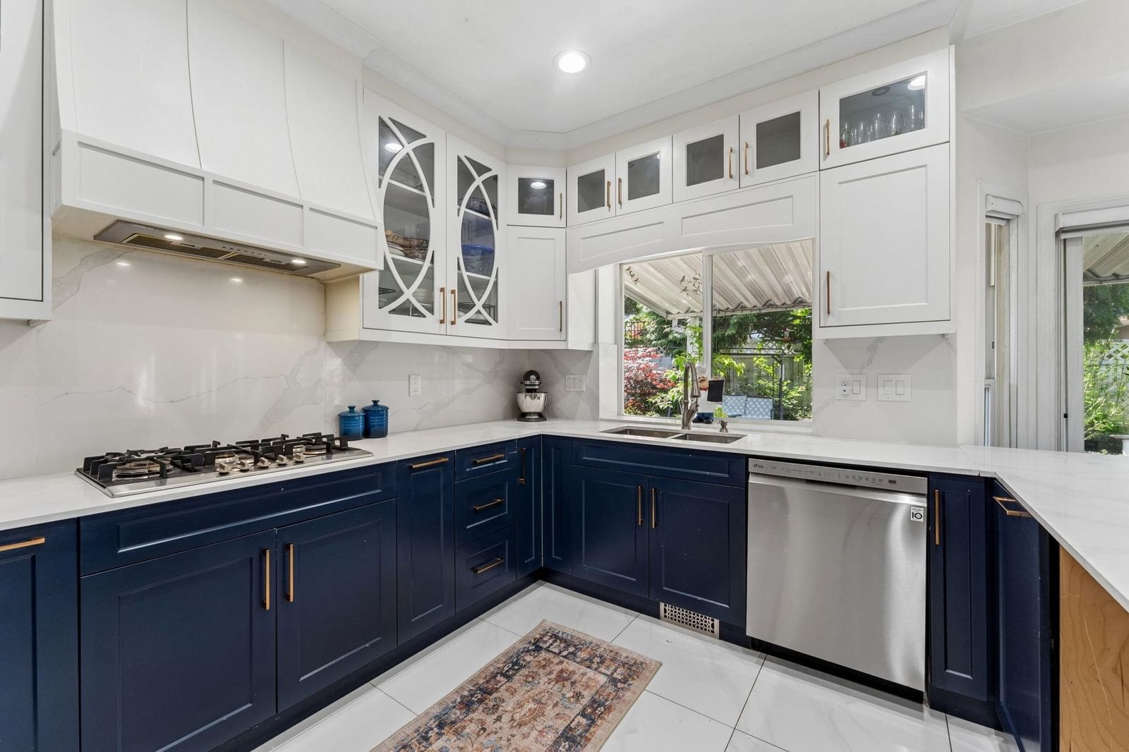 Listing Image 13