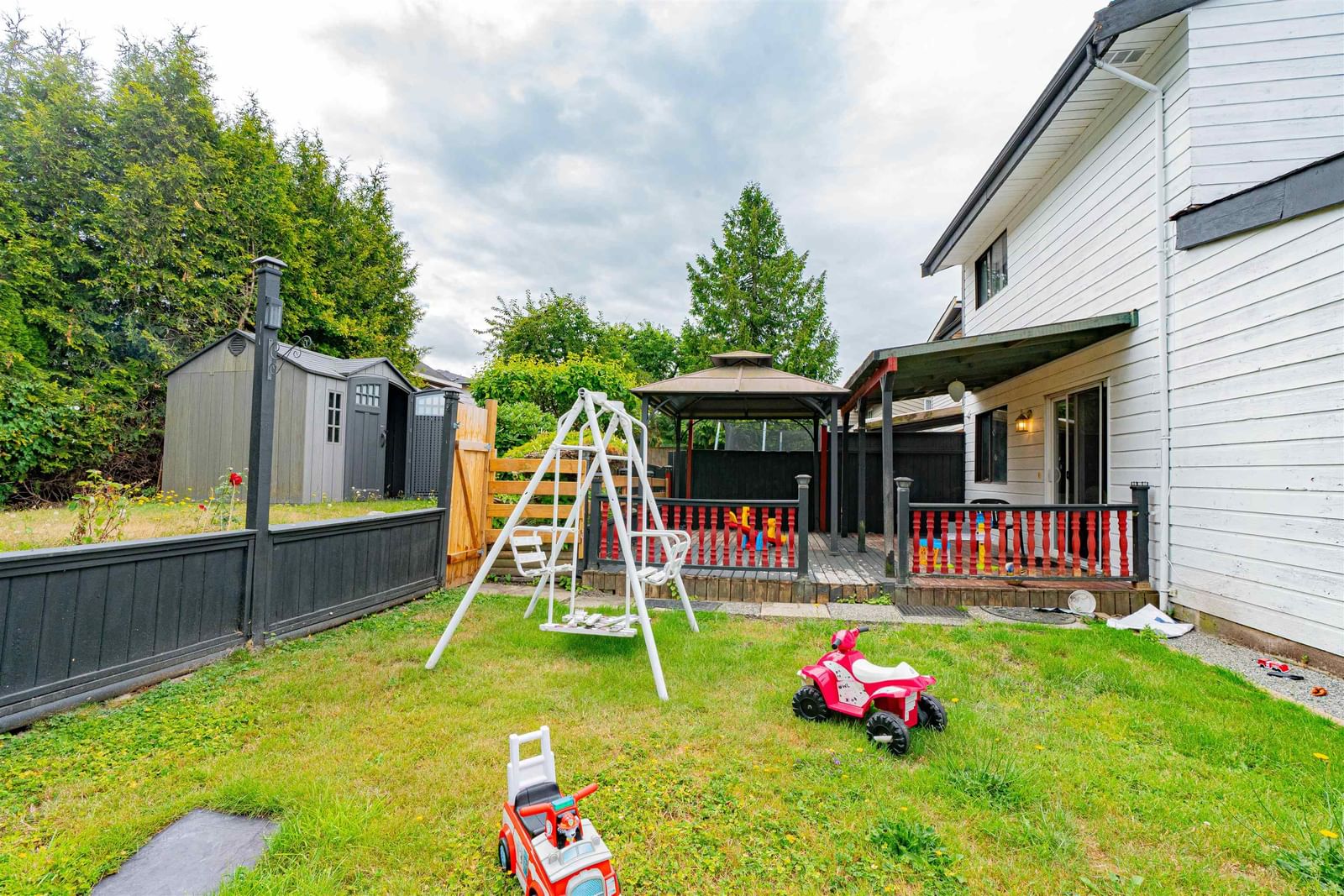 Listing Image 19