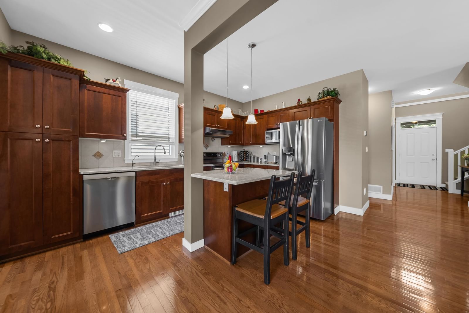 Listing Image 15