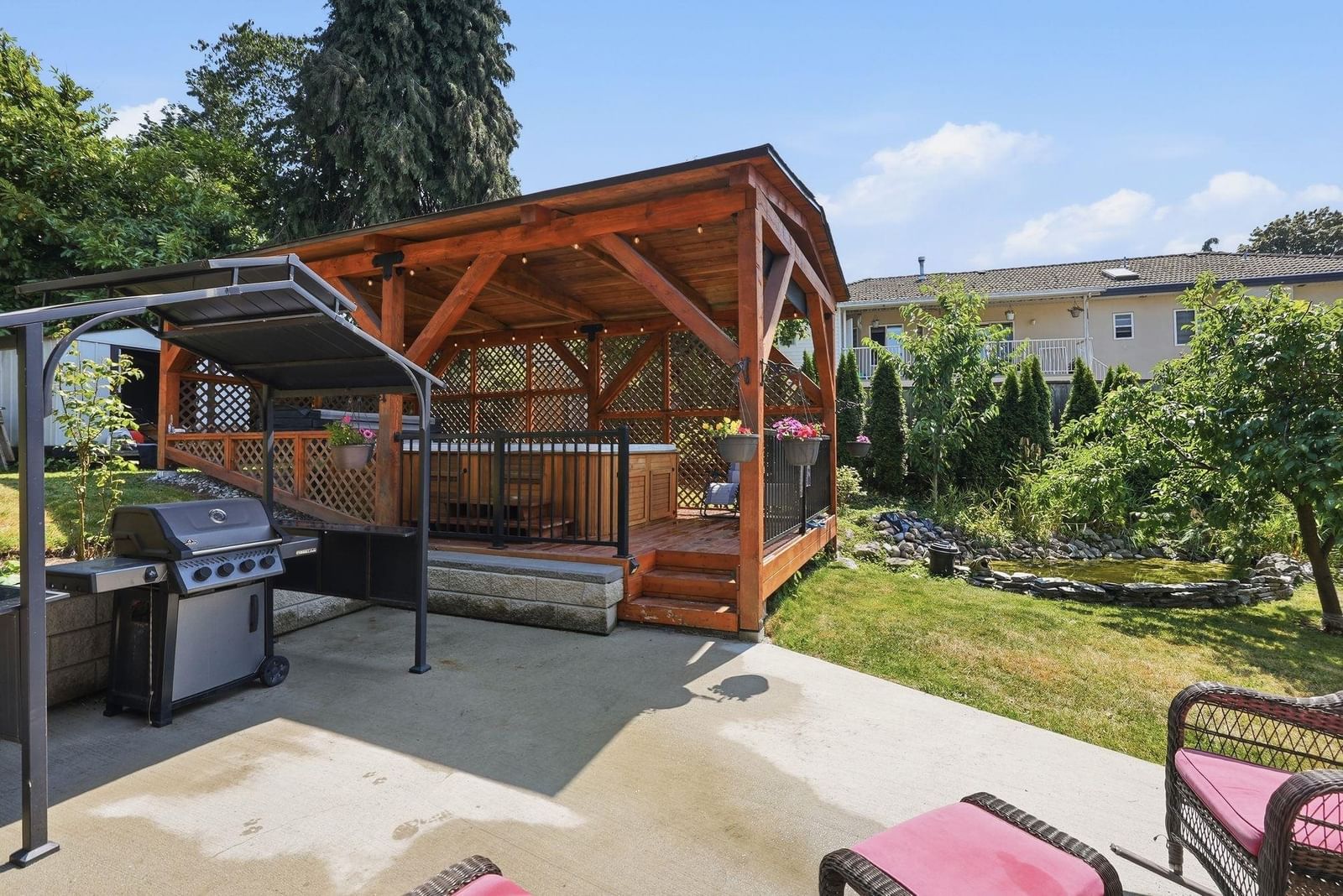 Listing Image 19