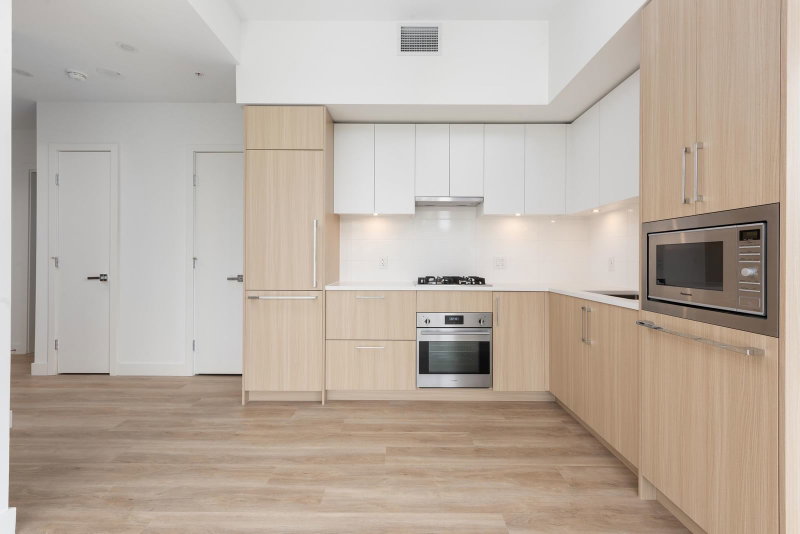 301 - 9675 King George Boulevard
