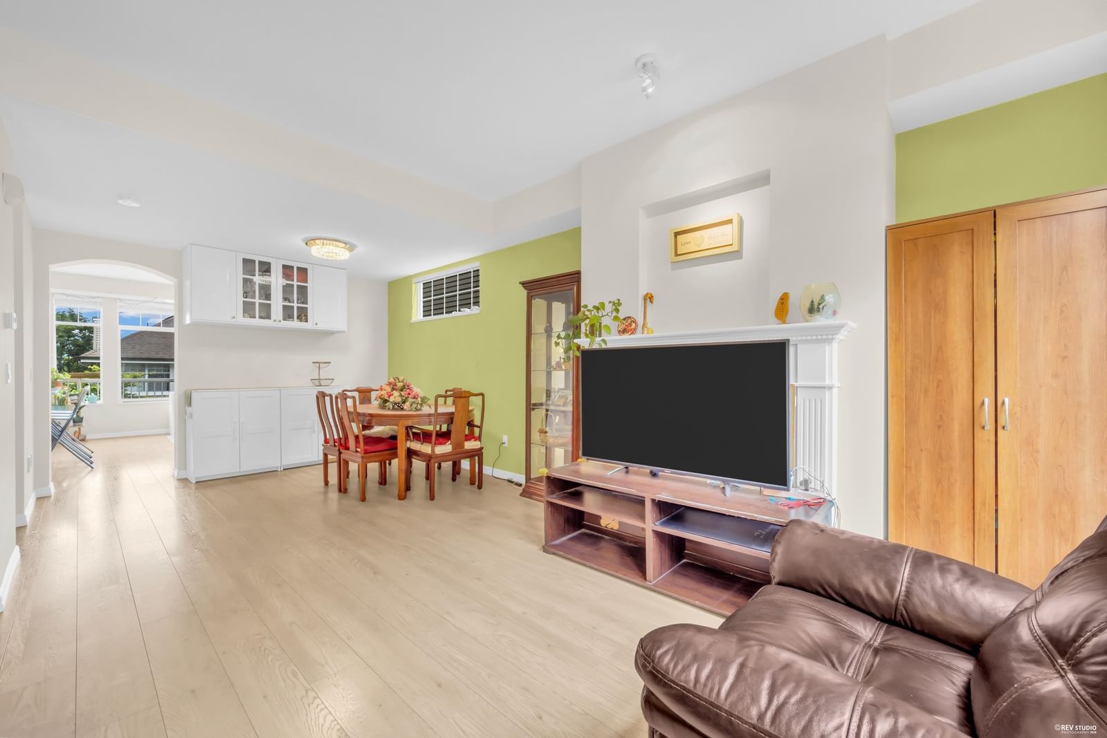 Listing Image 17