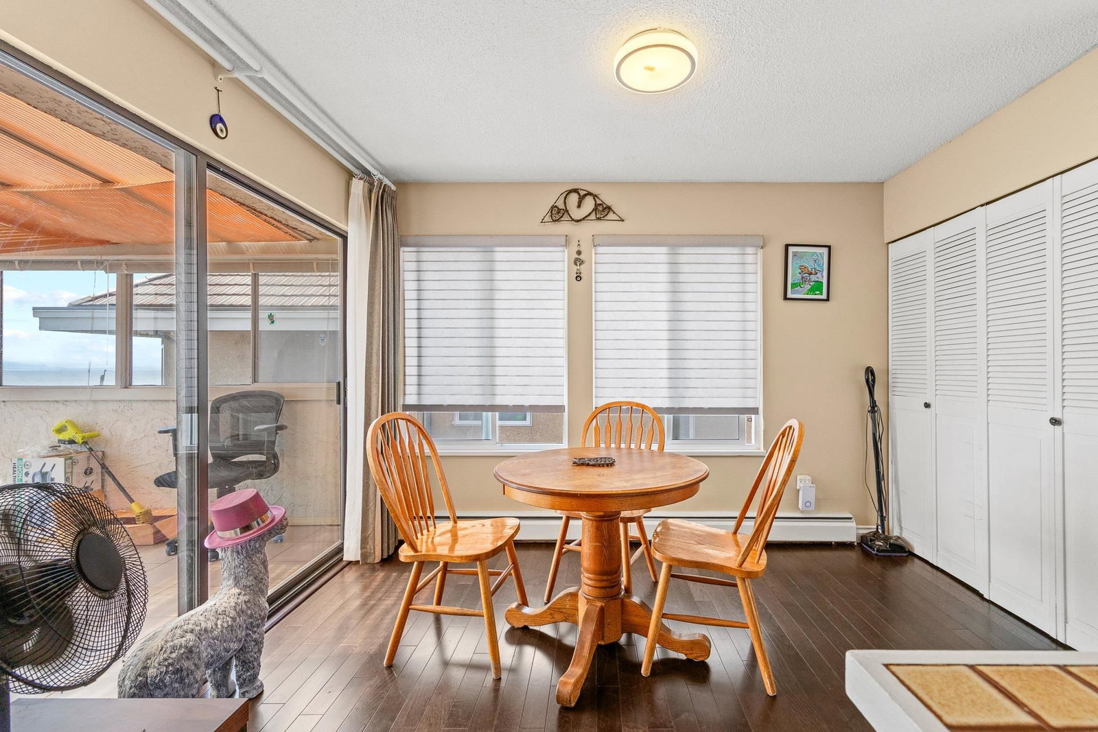 Listing Image 18