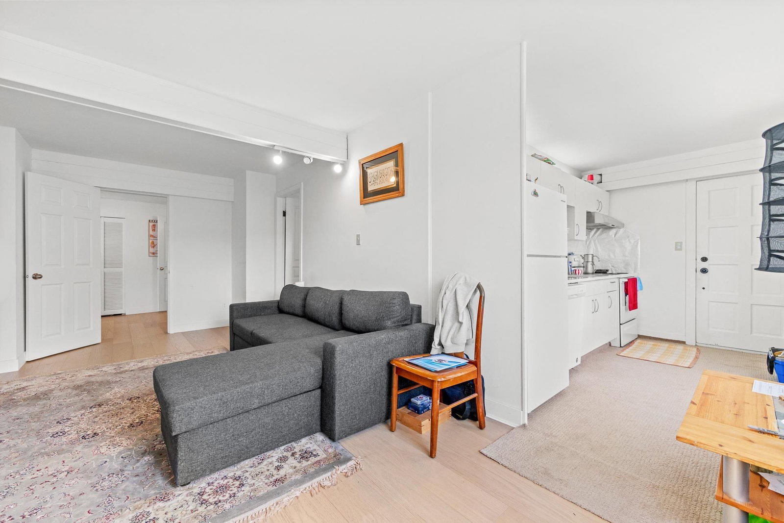 Listing Image 20