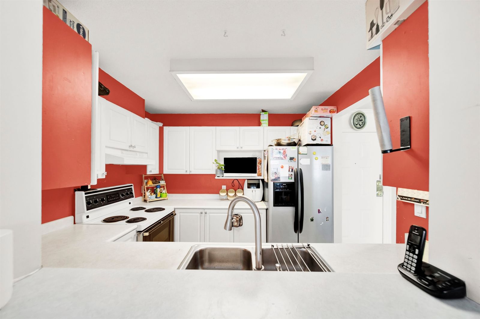 Listing Image 11