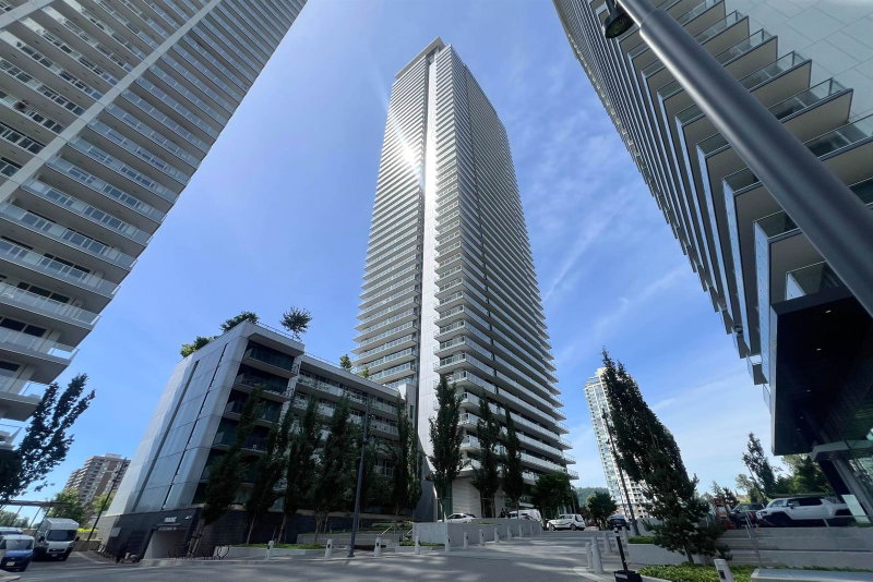 1110 - 3809 Evergreen Place