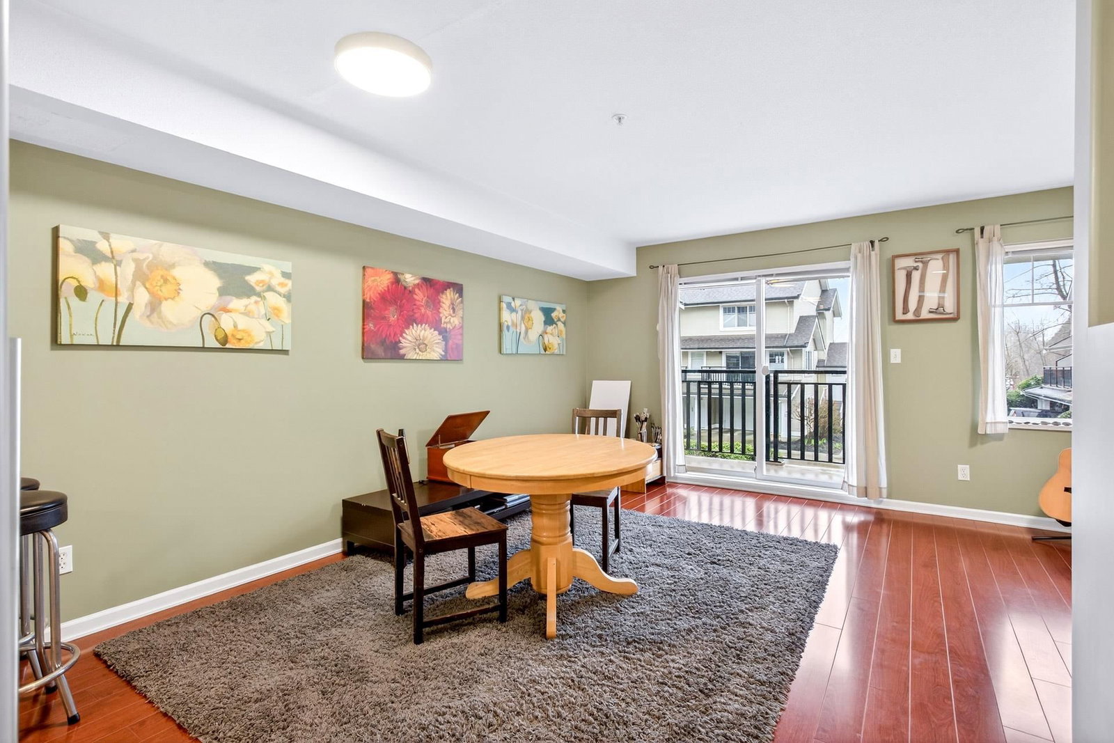 Listing Image 14
