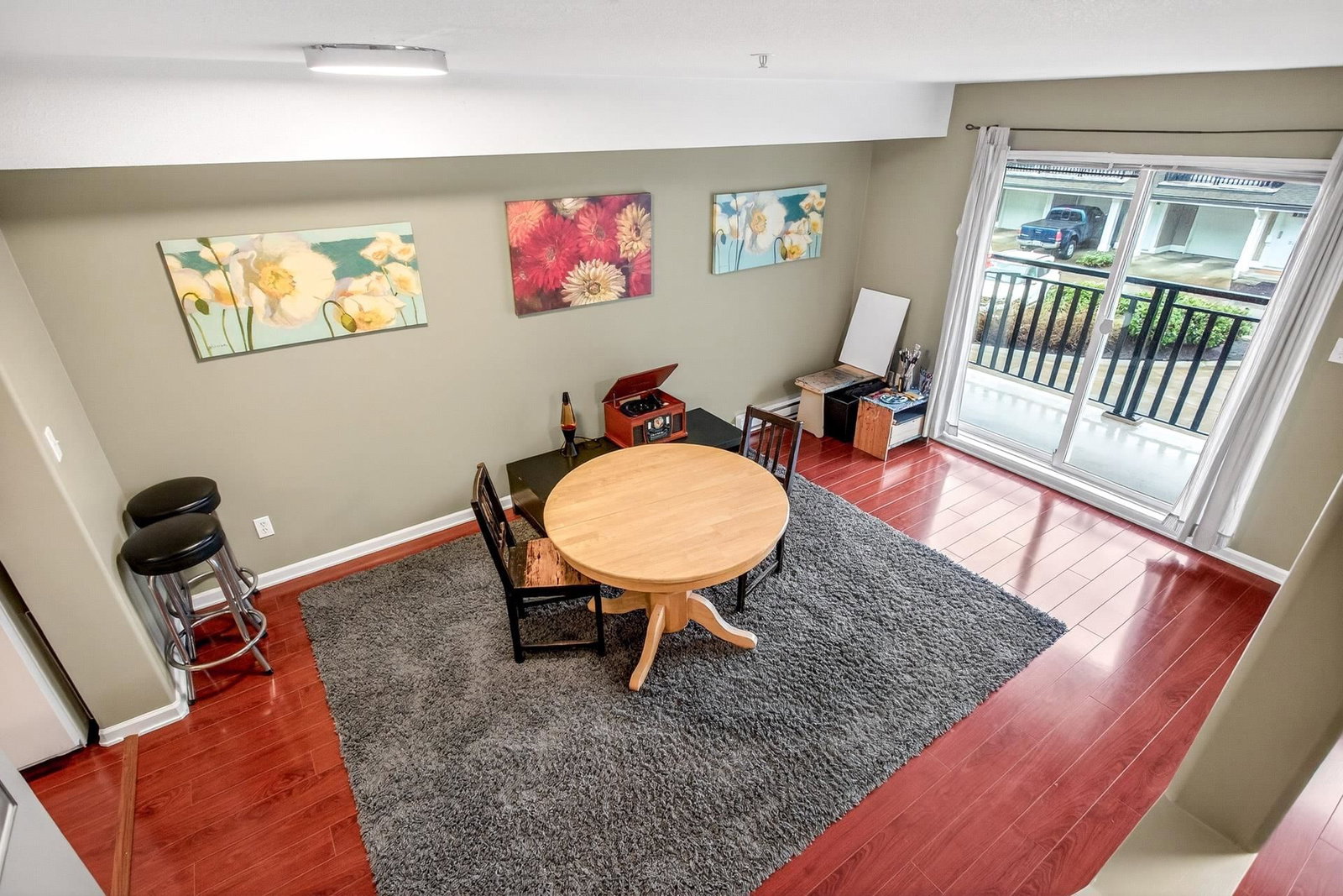Listing Image 22