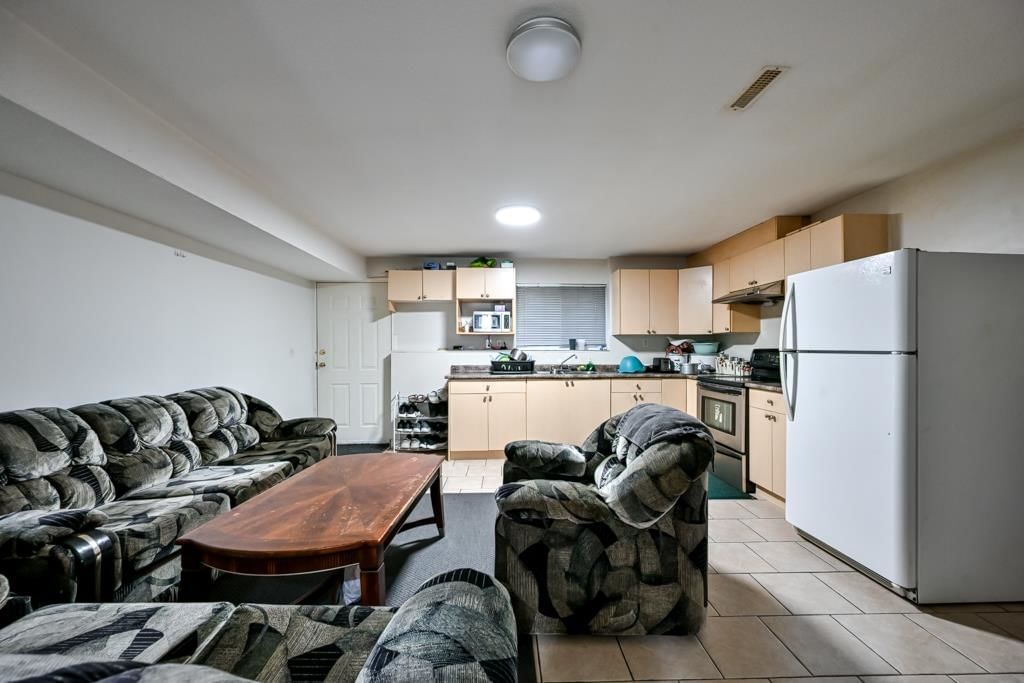 Listing Image 23