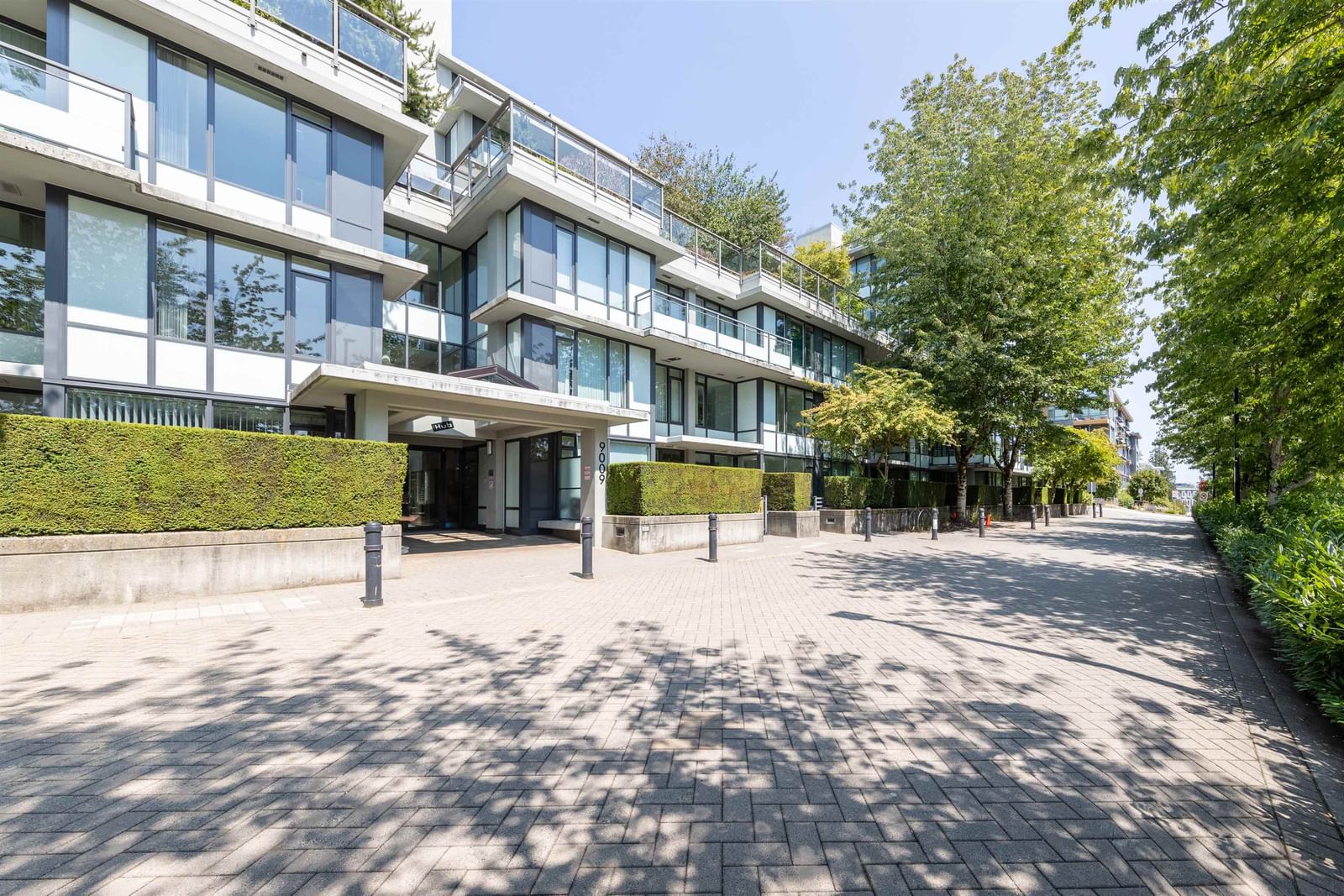 Listing Image 11