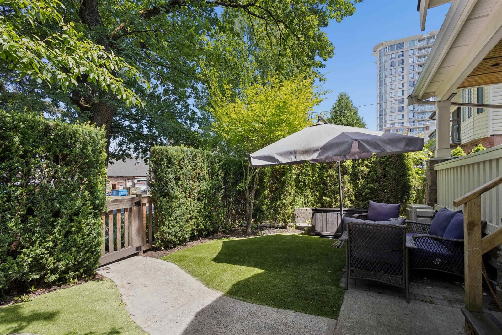 Listing Image 28