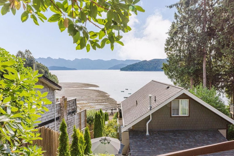 790 Marine Drive, Gibsons, British Columbia