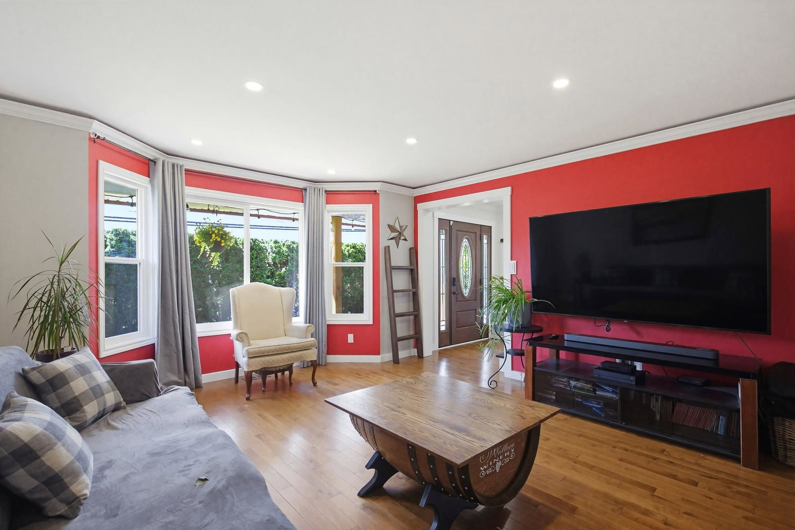Listing Image 15