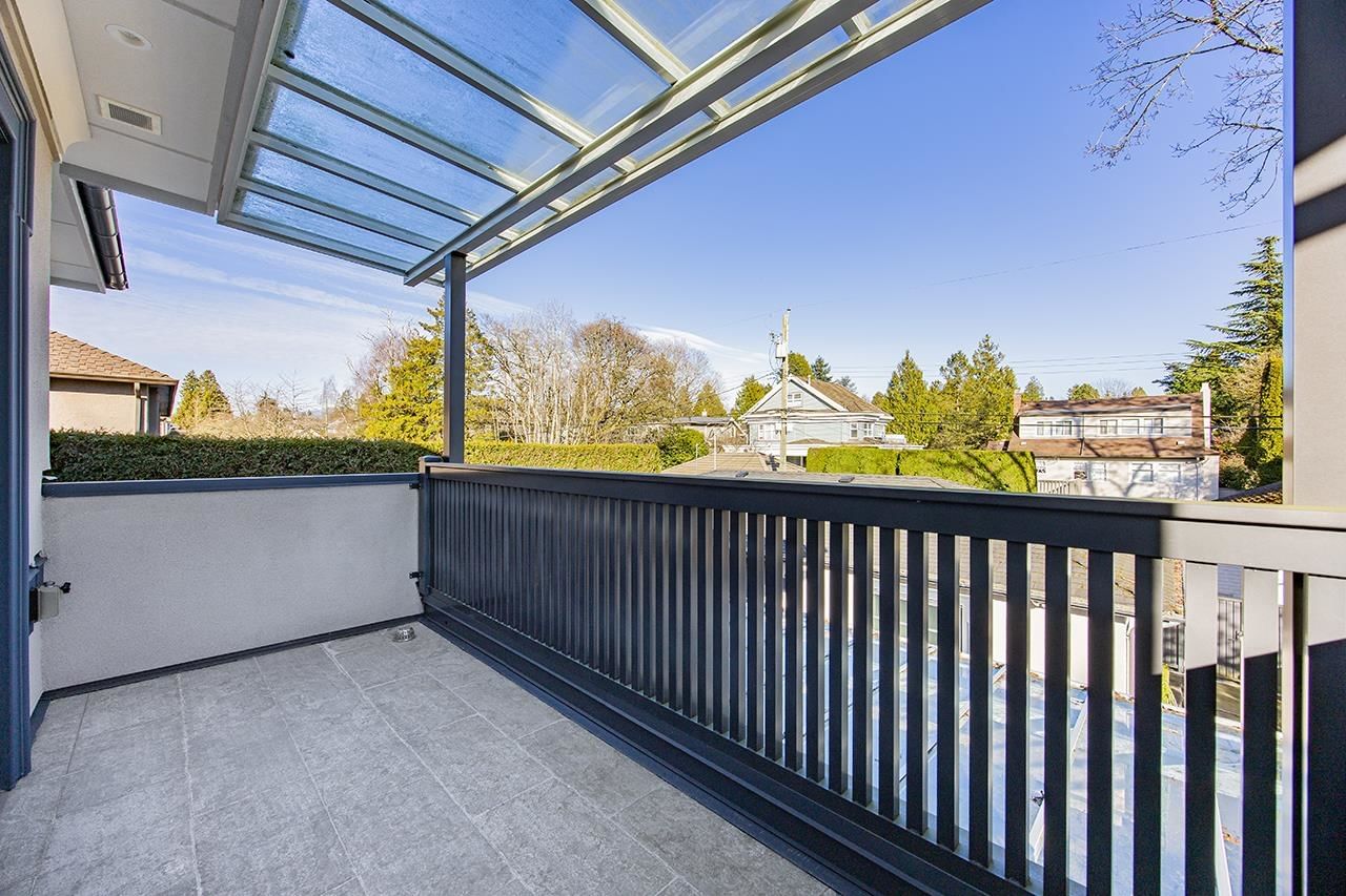 Listing Image 16
