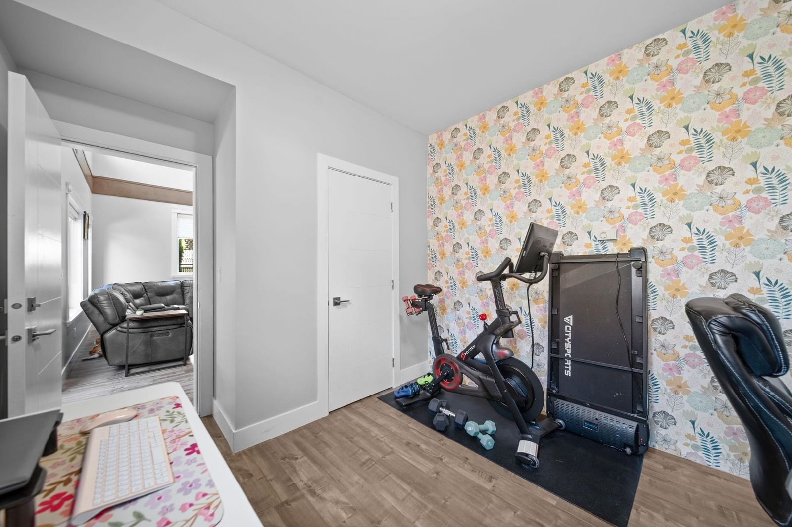 Listing Image 23