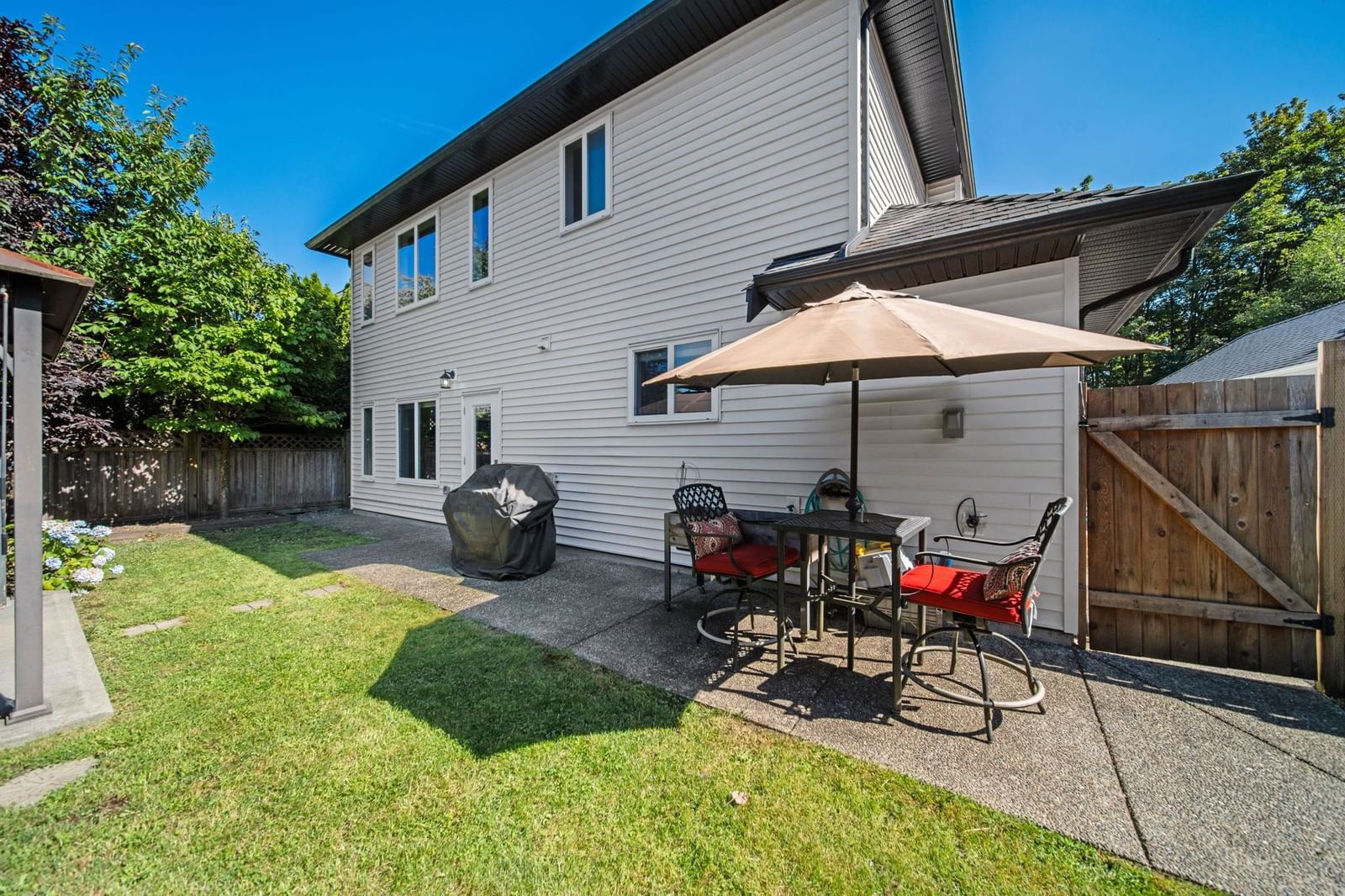 Listing Image 24