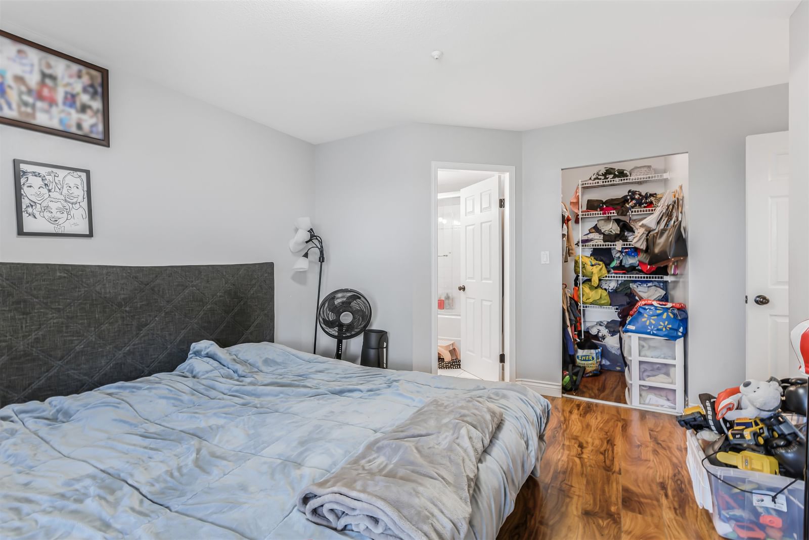 Listing Image 18