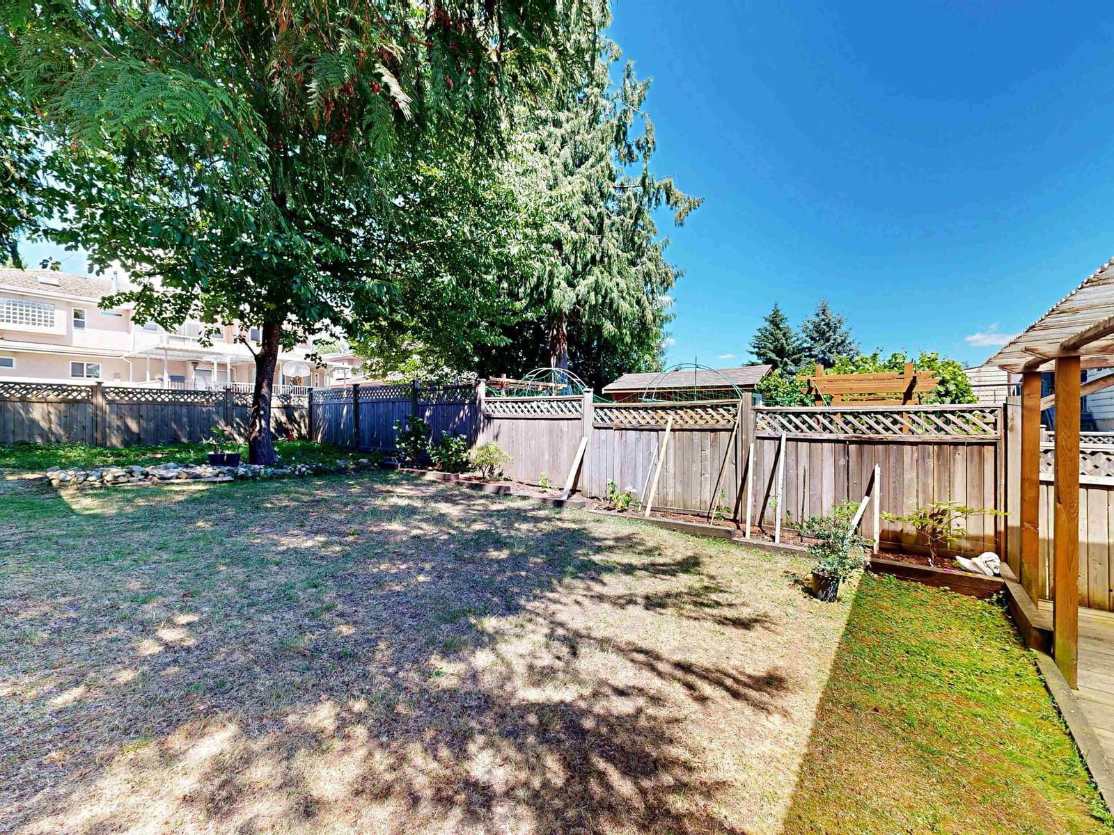 Listing Image 32