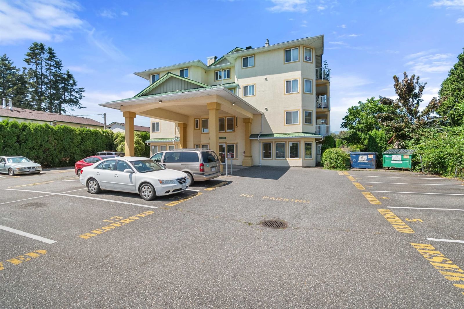 Listing Image 5