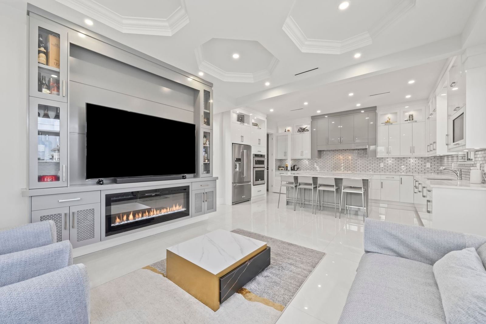 Listing Image 19