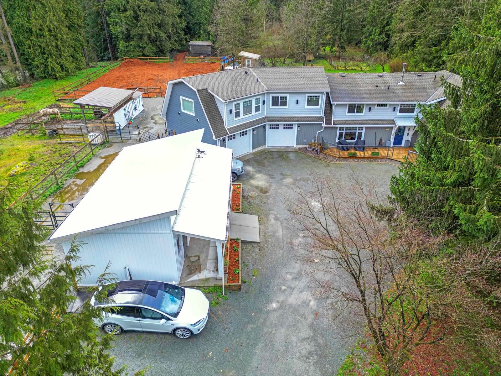 Listing Image 4