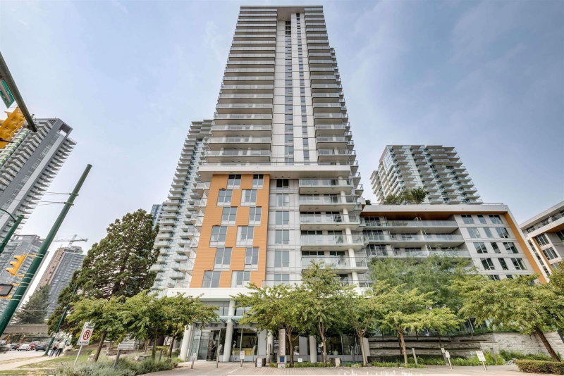 1606 - 455 Marine Drive SW