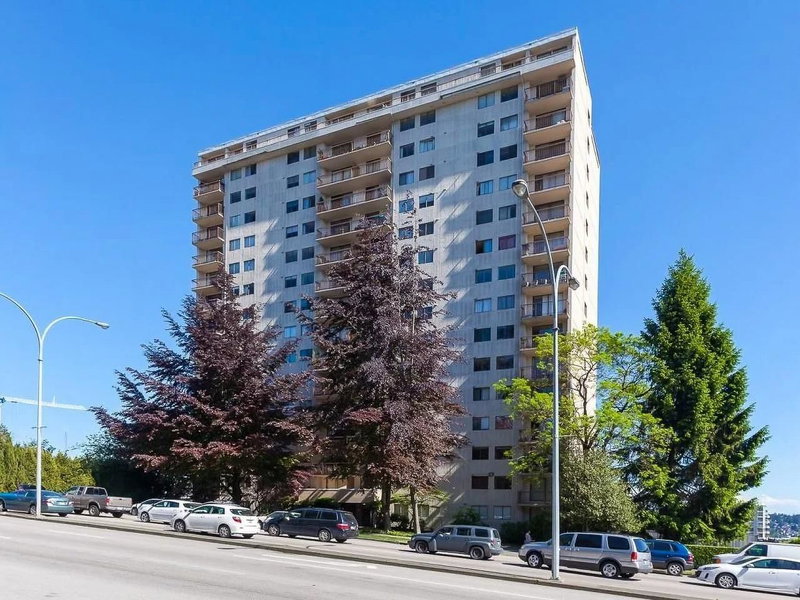 404 - 320 Royal Avenue
