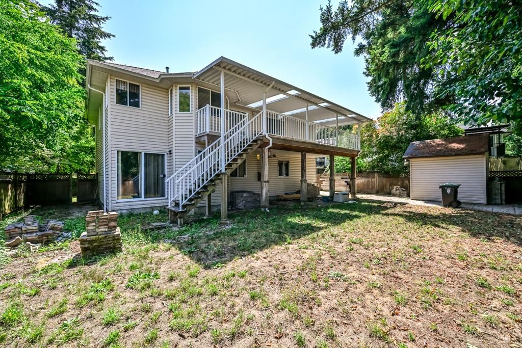 Listing Image 11
