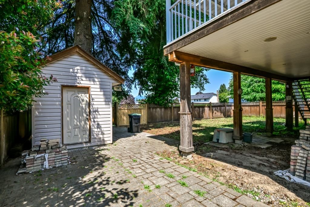 Listing Image 9