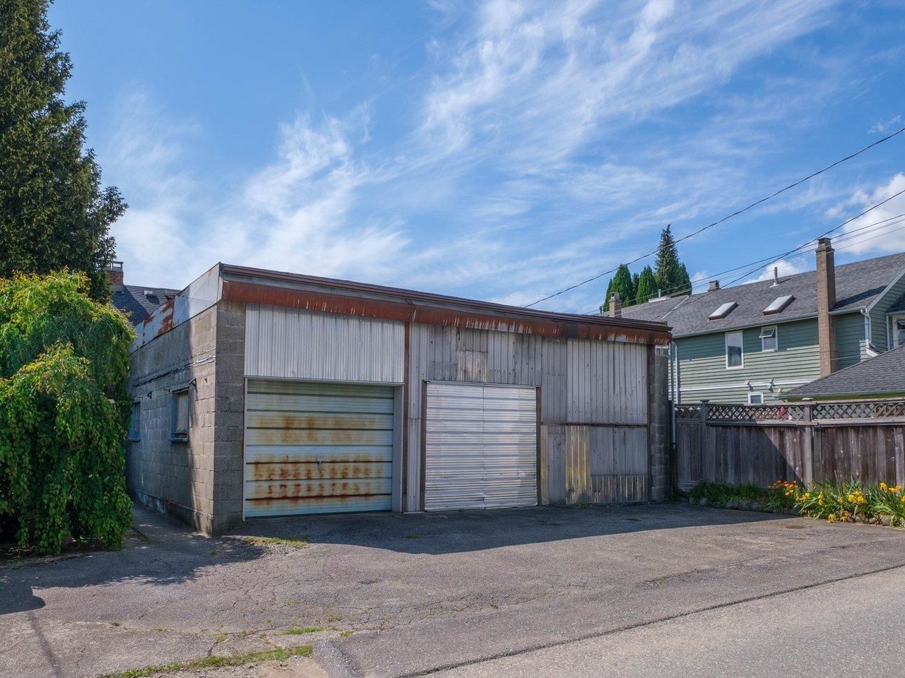 Listing Image 20