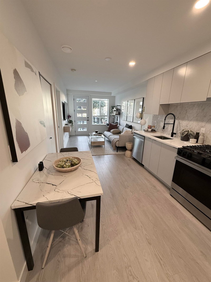 405 - 13258 105 Avenue