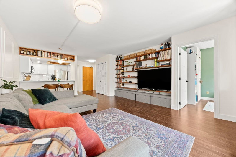 1045 Quayside Drive #102, New Westminster, British Columbia