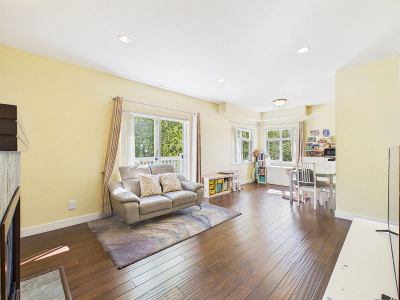 141 - 7388 Macpherson Avenue