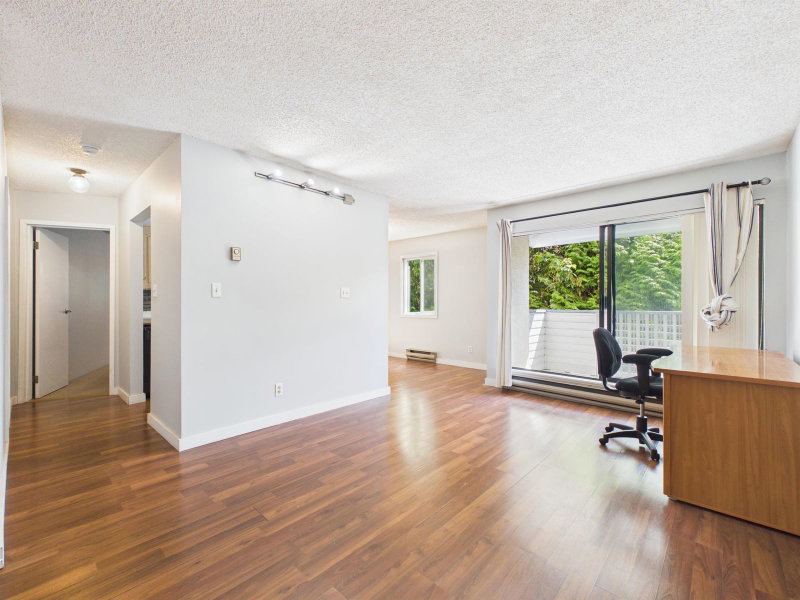 202 - 8700 Ackroyd Road