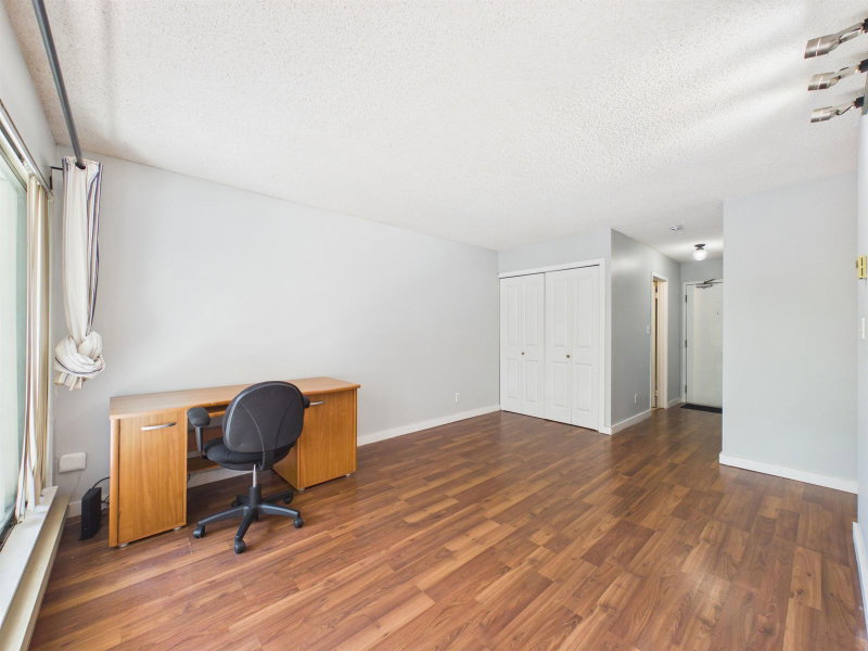 202 - 8700 Ackroyd Road